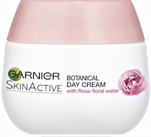 Garnier -SkinActive Moisture+ Rose Floral Water