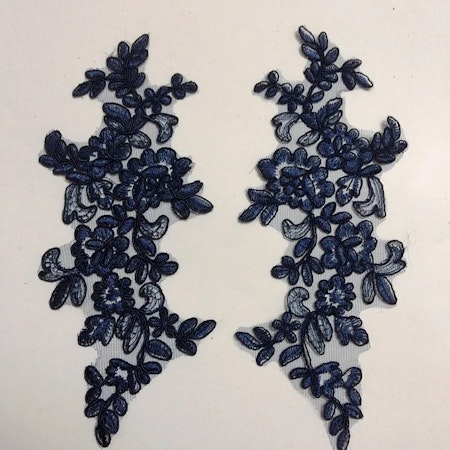 Spegelvänt par. Applikation på mesh. NAVY BLUE