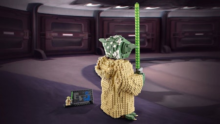 LEGO® Star Wars 75255 Yoda, byggsats, minifigur, ljussabel, med displaystativ
