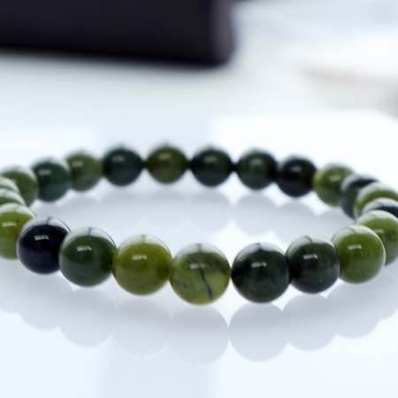 Nefrit Jade 6mm pärlor Armband