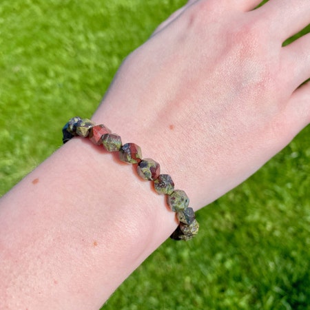 Jaspis Drakblods (Briljantslipad) 8mm Armband