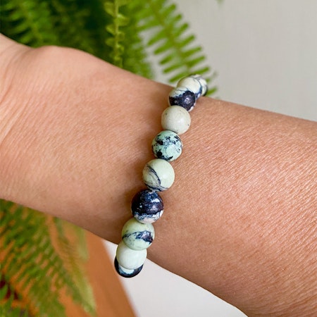 Variscit 8mm pärlor Armband