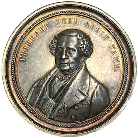 Pehr Adolf Tamm 1774-1856, vacker silvermedalj av Lea Ahlborn 1862