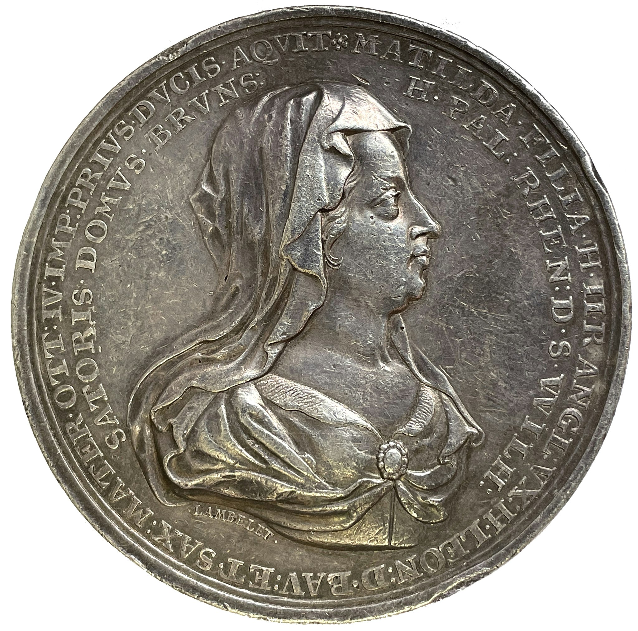 Sophia av Braunschweig och tilltänkt tronföljare av England med Mathilde grundaren av huset Braunschweig i Tyskland - En historiskt signifikant medalj från 1701 i 5 talers vikt