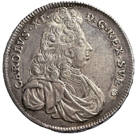 Karl XI - 8 Mark 1693 - Ett underbart vackert exemplar med fin lyster och frostad relief
