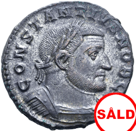 Konstantin den store som Caesar, Treveri 303-305 e.Kr. Skarp och silvrig Follis från Raucebyskatten