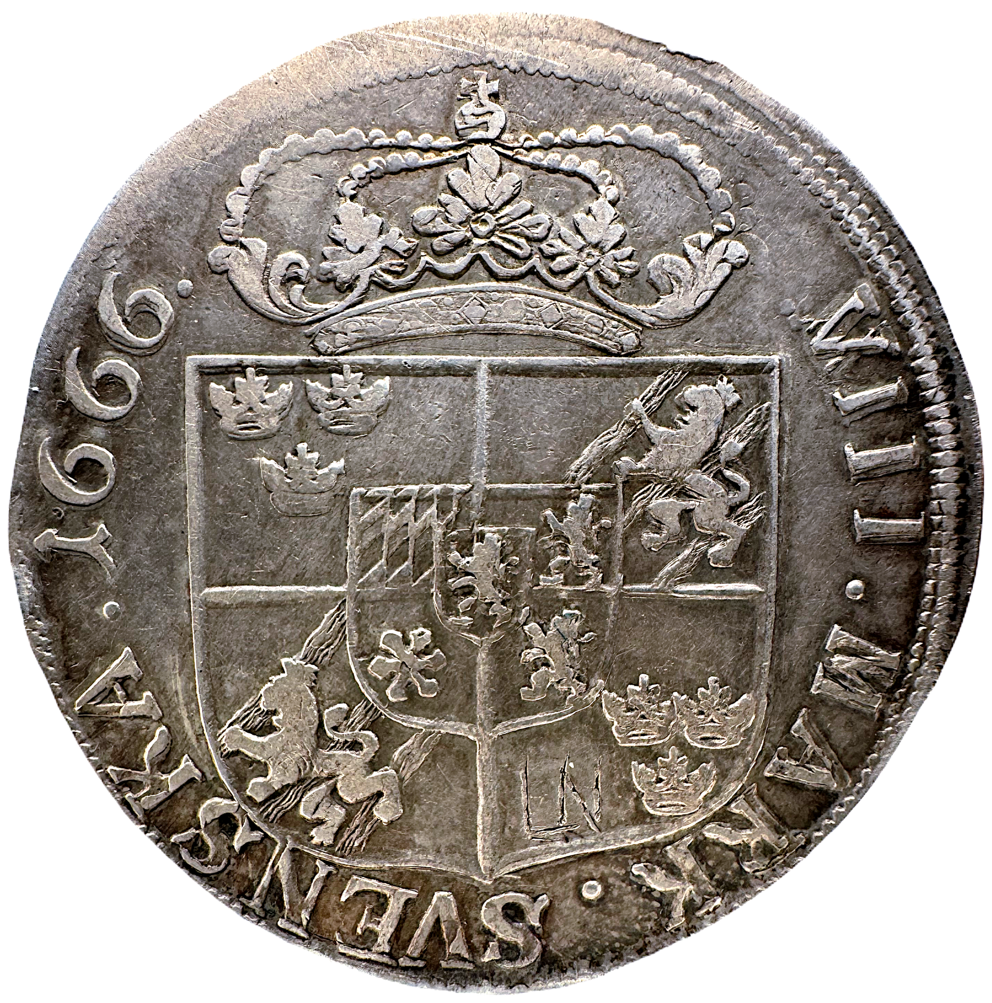 Karl XI - 8 Mark 1666 - En mycket sällsynt variant med ompunsat V upp och ner i VIII - Mycket sällsynt - RR