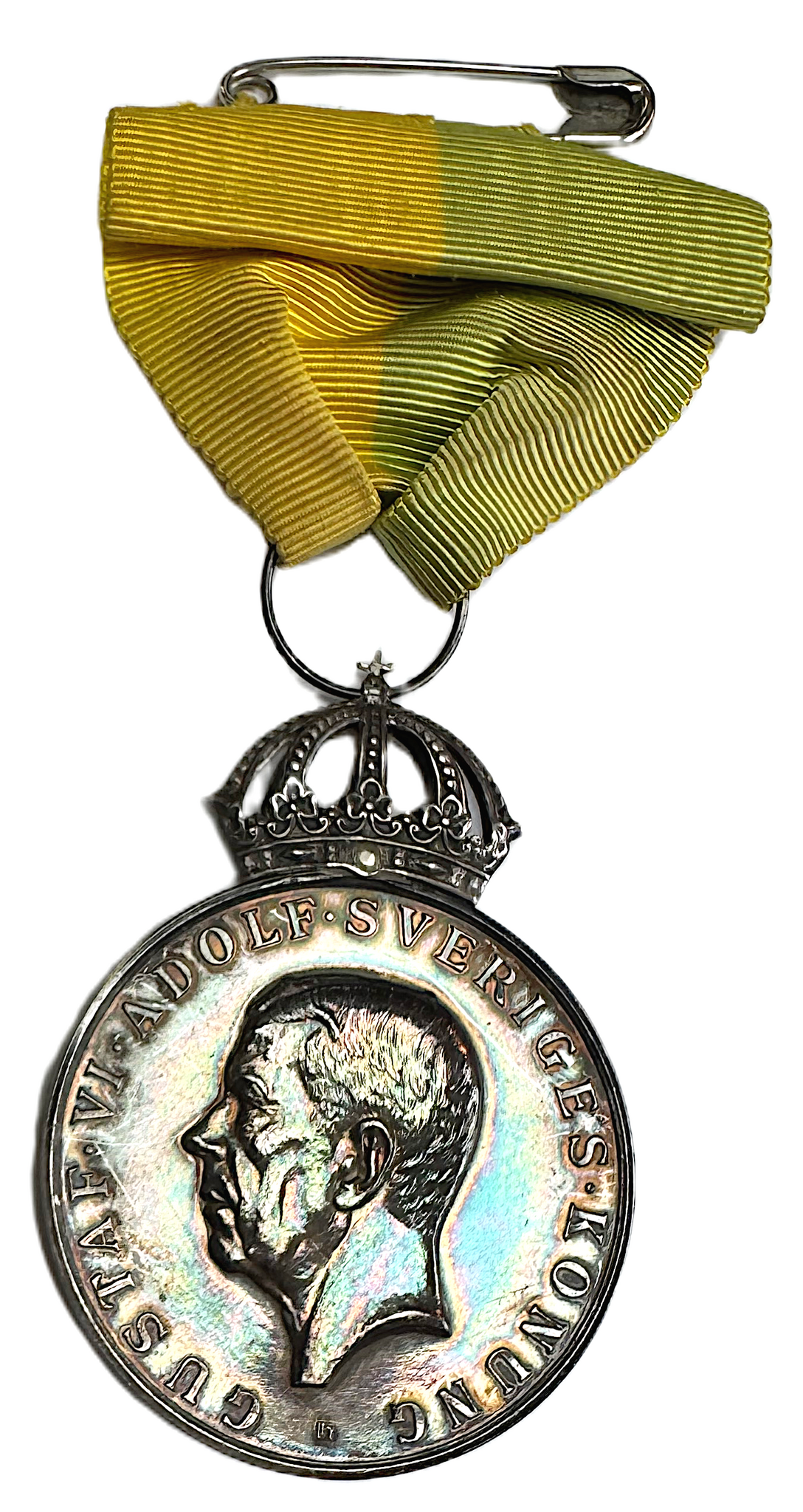Gustav VI Adolf - Kungliga Patriotiska sällskapets belöningsmedalj utdelad till Carl Pettersson 1960 - Komplett med krona och band