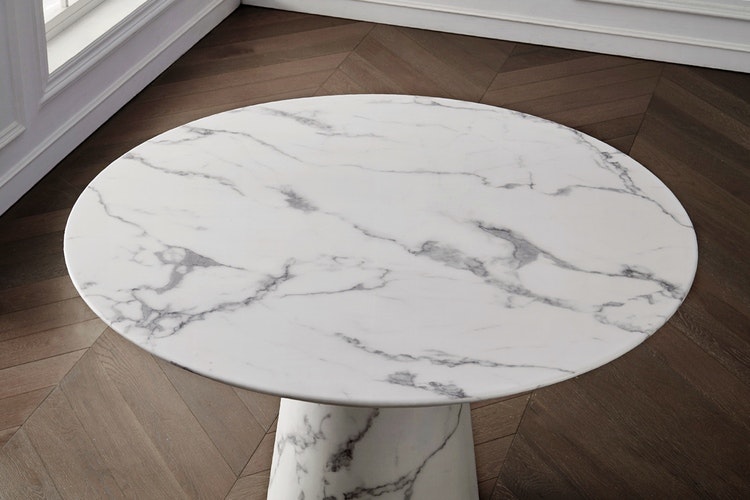 Vera dining table round