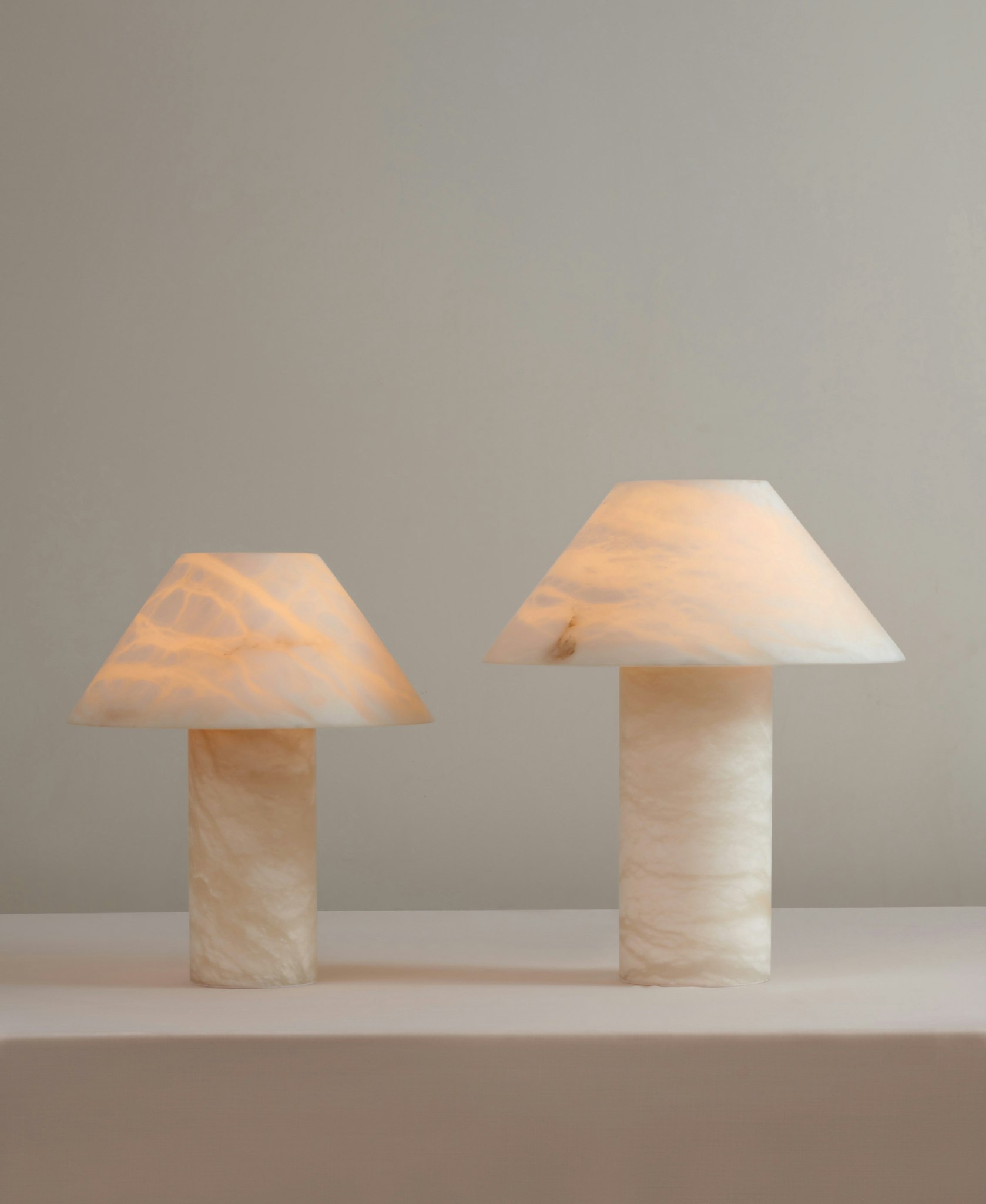 Ella Table Lamp Grand Alabaster