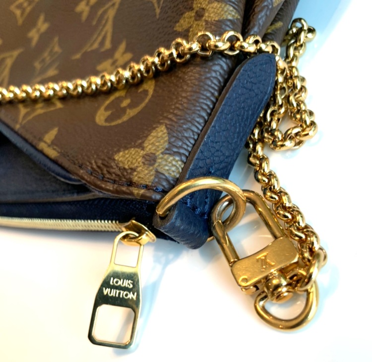 Louis Vuitton Shoulder Bag Chain Pouch Pallas Clutch Monogram Blue Marine M44058
