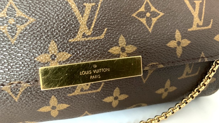 Louis Vuitton Favorite MM Monogram Canvas Shoulder/Crossbody Bag