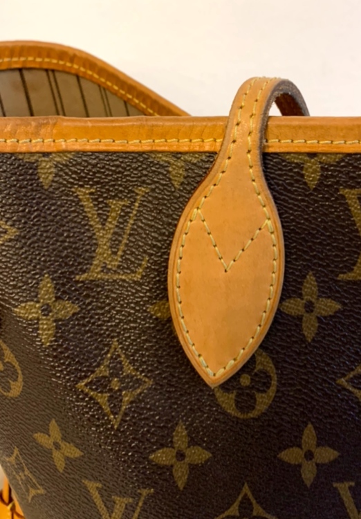 Louis Vuitton Neverfull Monogram Canvas Bag