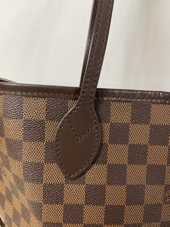 Louis Vuitton Neverfull MM Damier Bag