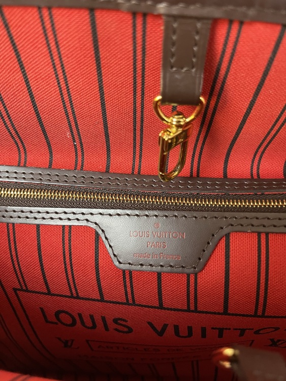 Louis Vuitton Neverfull MM Damier Bag