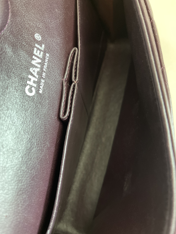 Chanel Classic Medium Double Flap Lammskinn With Silver Metal