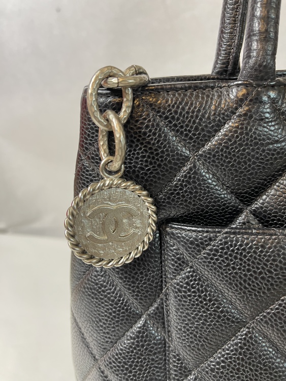 Vintage Chanel Madellion Quilted Leather Black
