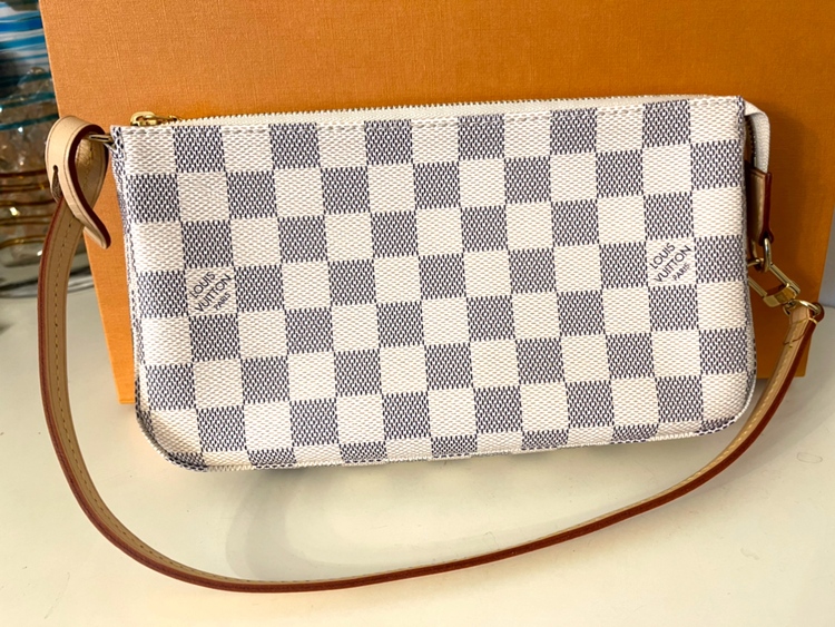 Louis Vuitton Pochette Accessoires Damier Azur Bag