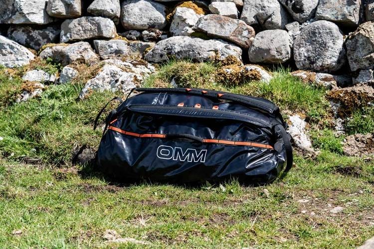 the OMM RACEBASE 70 Duffel