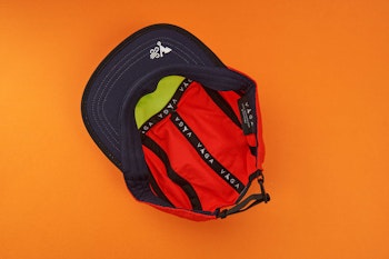 Våga the Fell Cap - Flame Red/Navy