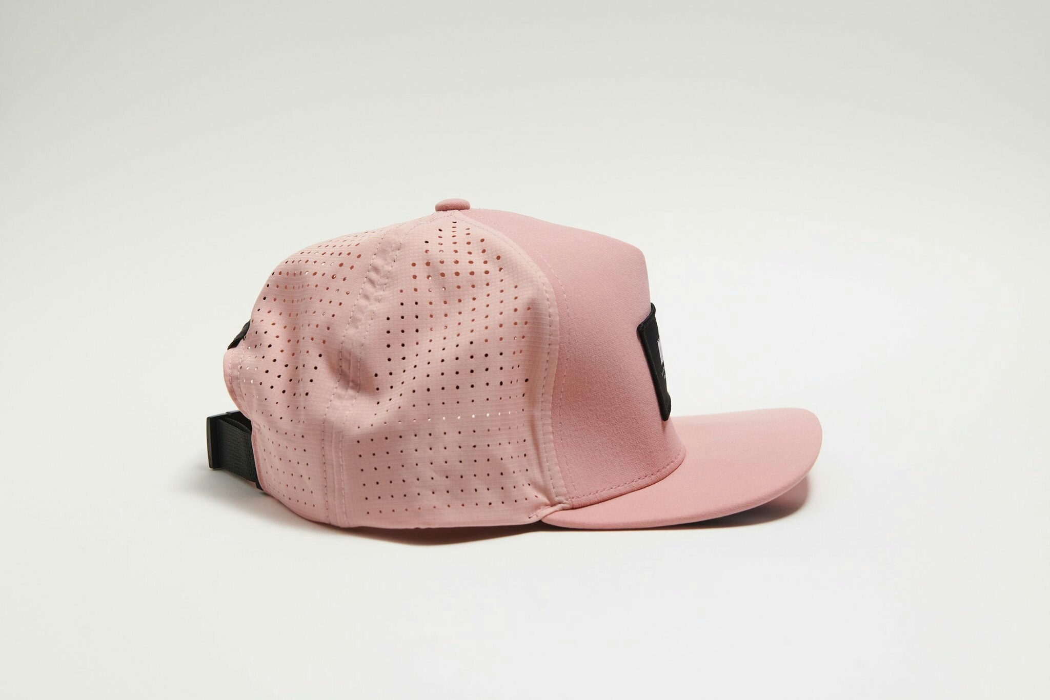 Våga Trucker Cap - Pastel Pink/Navy Blue/White