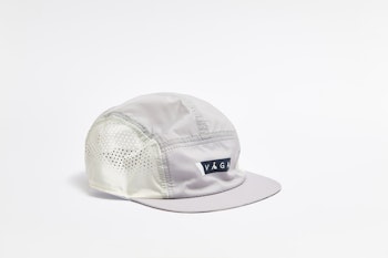 Våga Wind Resistant Feather Racing Cap - Mist Grey/Light Grey/Black