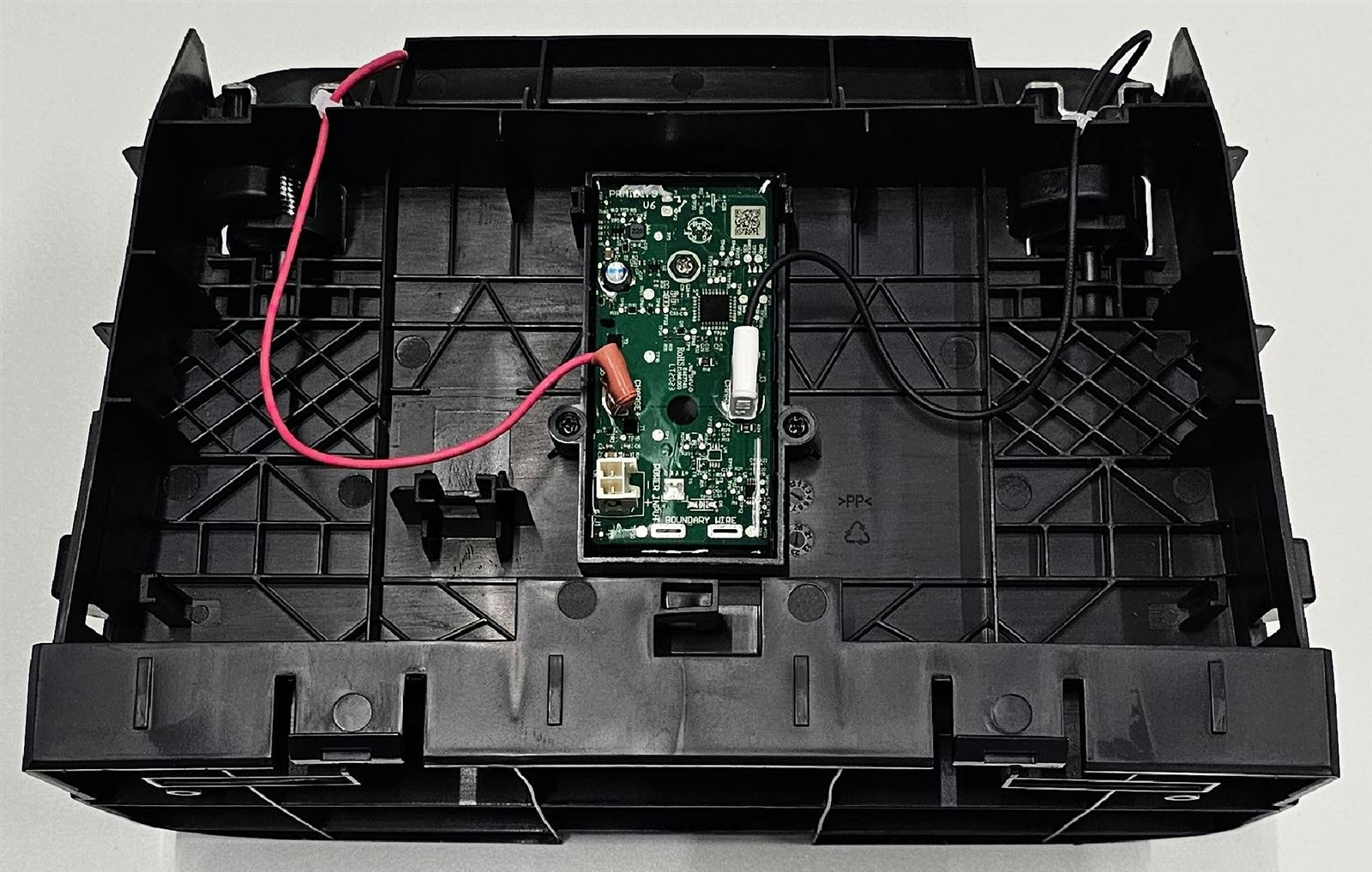 Charging Mount Assembly - 50048155