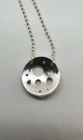 Halsband Planet i 925 sterlingsilver