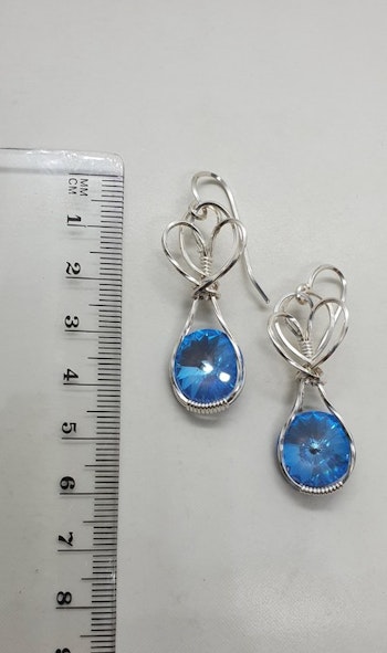Örhängen Sweet Swirls med Ocean DeLite Swarovski kristaller