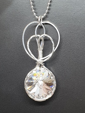 Halsband Sweet Swirls med Crystal Clear Swarovski  kristall