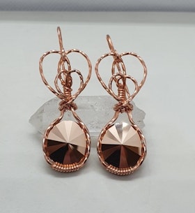 Örhängen Swirly Heart med Rose Gold Swarovski kristaller