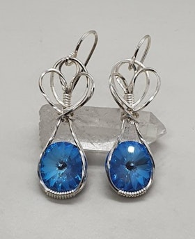 Örhängen Sweet Swirls med Ocean DeLite Swarovski kristaller