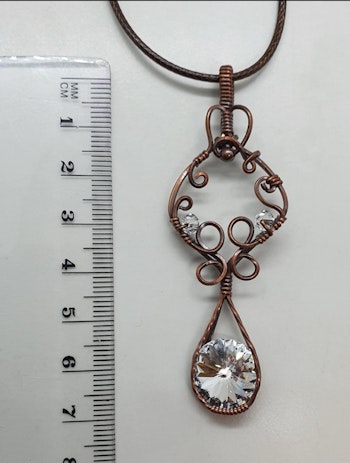 Halsband Luscious Loops Fantasy med Crystal Clear Swarovski kristaller
