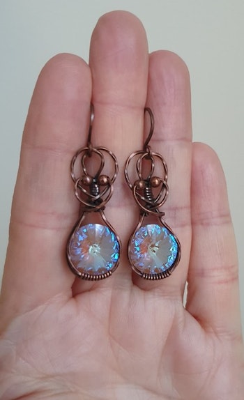 Örhängen Sweet Swirls med Cappuccino DeLite Swarovski kristaller