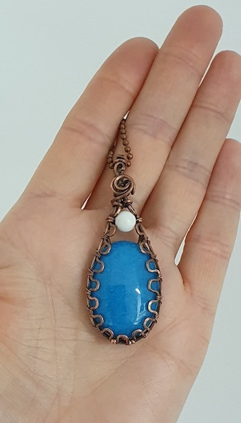 Halsband Athena med berg-jade