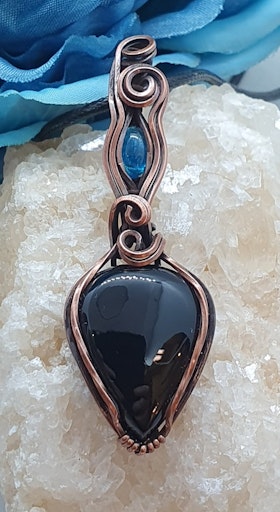 Halsband Delicious Double med svart agat och apatit
