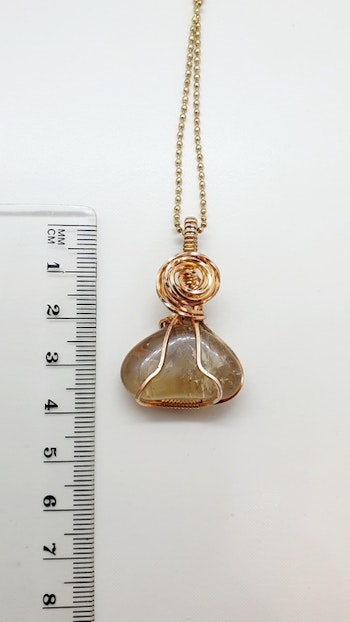 Halsband Simple Swirl med rutilkvarts