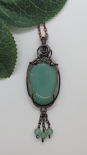 Halsband Simple Swirl Dangle med grön aventurin