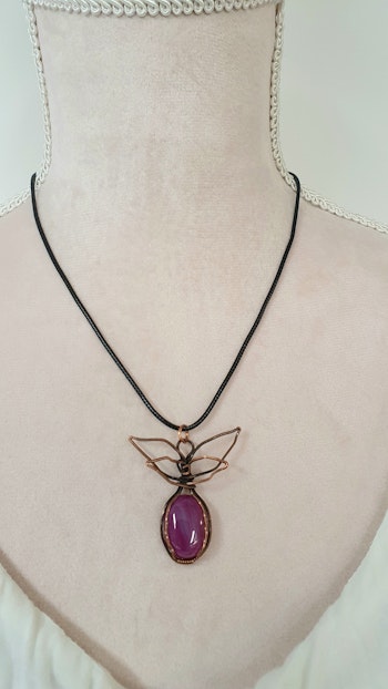 Halsband Angel med rosa dragon's vein agat