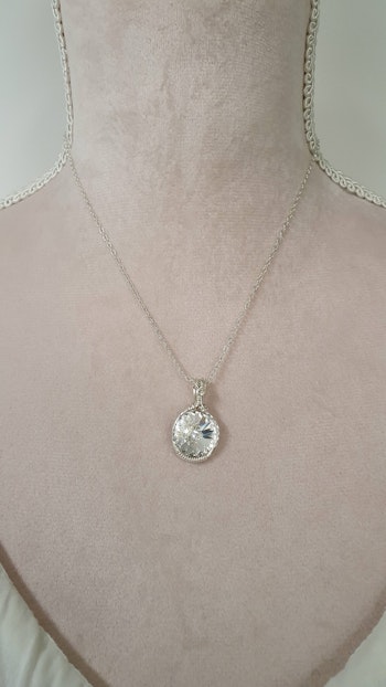 Halsband Simple Swirl i 925 sterlingsilver med Crystal Clear Swarovski kristall