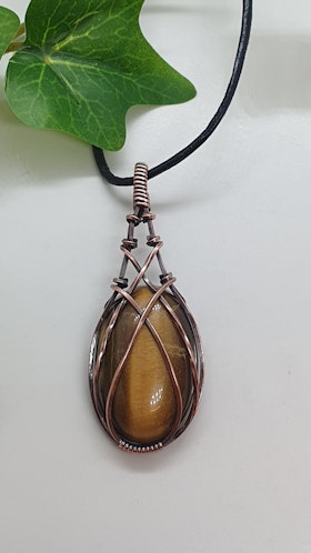Halsband Criss Cross med tigeröga