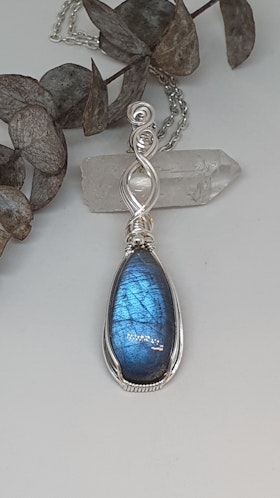 Halsband Delicious Double i 925 sterlingsilver med labradorit och cat's eye månsten