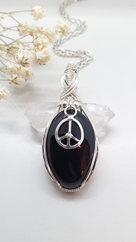 Halsband Peace i 925 sterlingsilver med svart agat