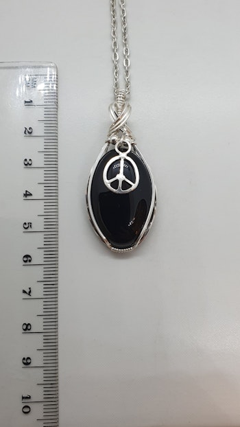 Halsband Peace i 925 sterlingsilver med svart agat