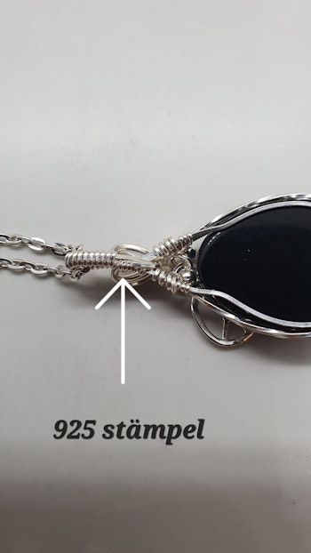 Halsband Peace i 925 sterlingsilver med svart agat