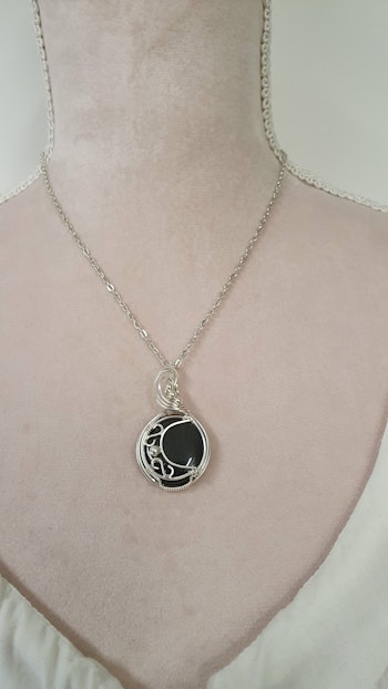 Halsband Magical Moon i 925 sterlingsilver med silver sheen obsidian