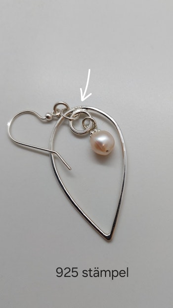 Örhängen Omvänd Droppe i 925 sterlingsilver med sötvattenspärlor