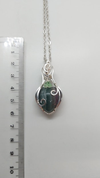 Halsband Swirly Heart i 925 sterlingsilver med fluorit
