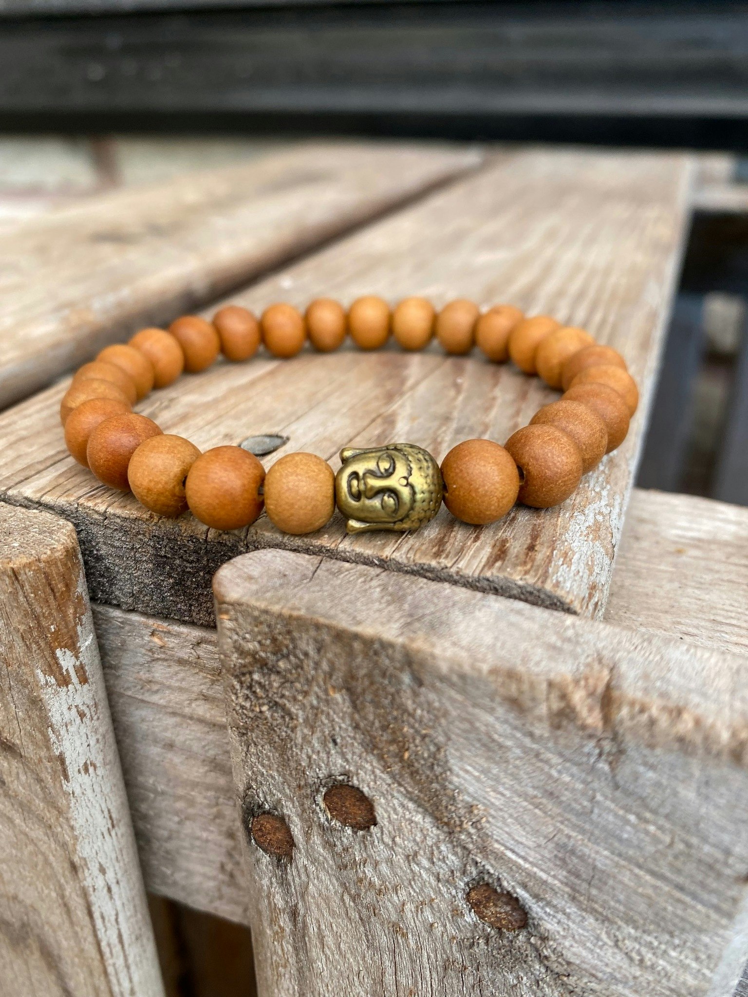 Armband – Sandelträ & buddha