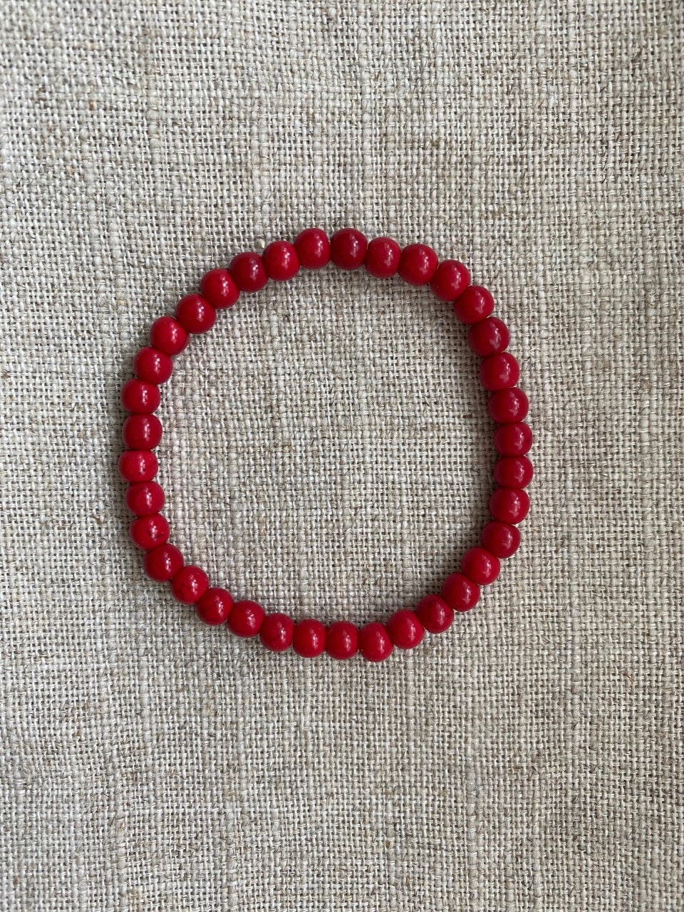 FYND – Armband, rött - Åsas pärlor